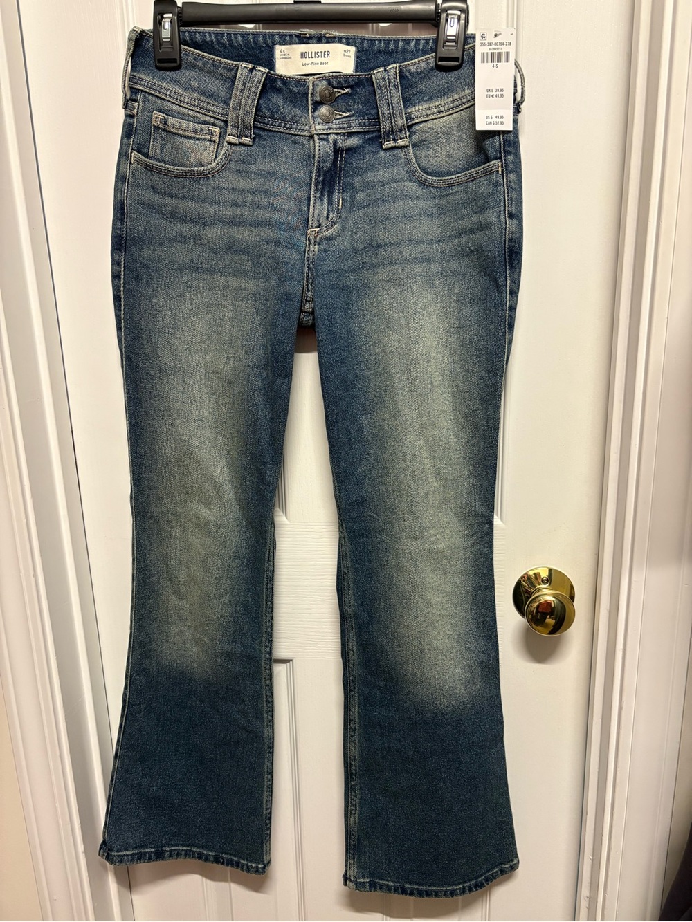 NWT Hollister Mid-Rise Y2K Style Bootcut/Flare Jeans in Medium Blue